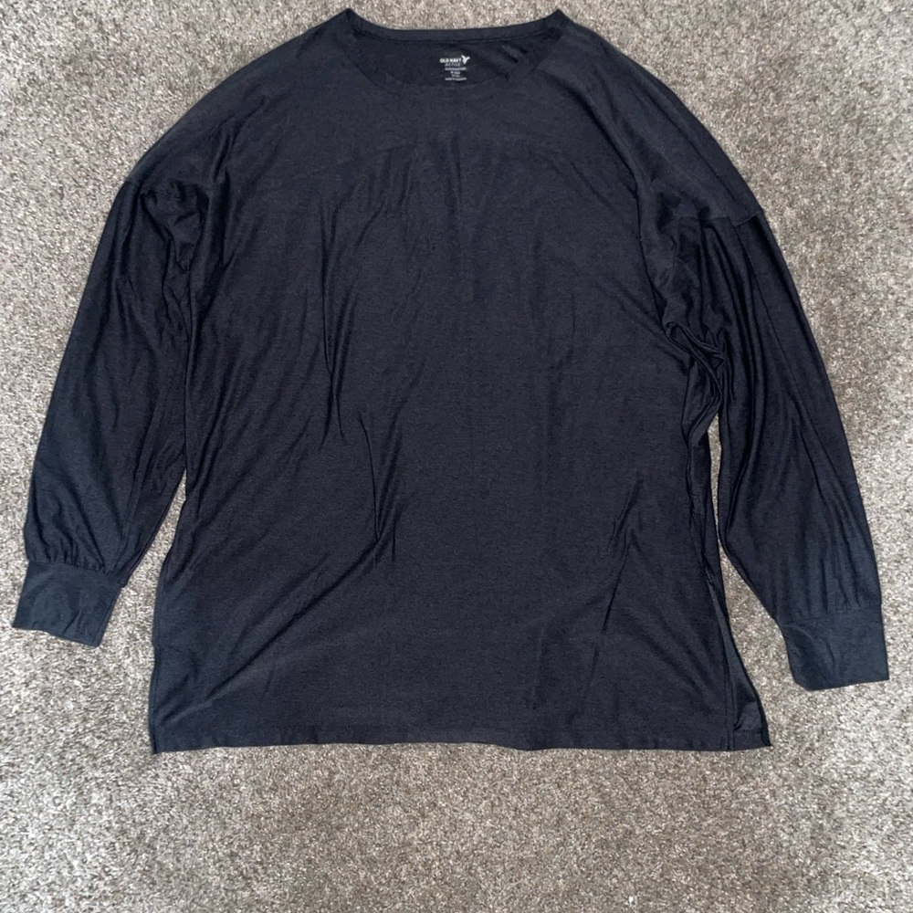 Old Navy Men's Black Long Sleeve Active Long Sleeve Shirt